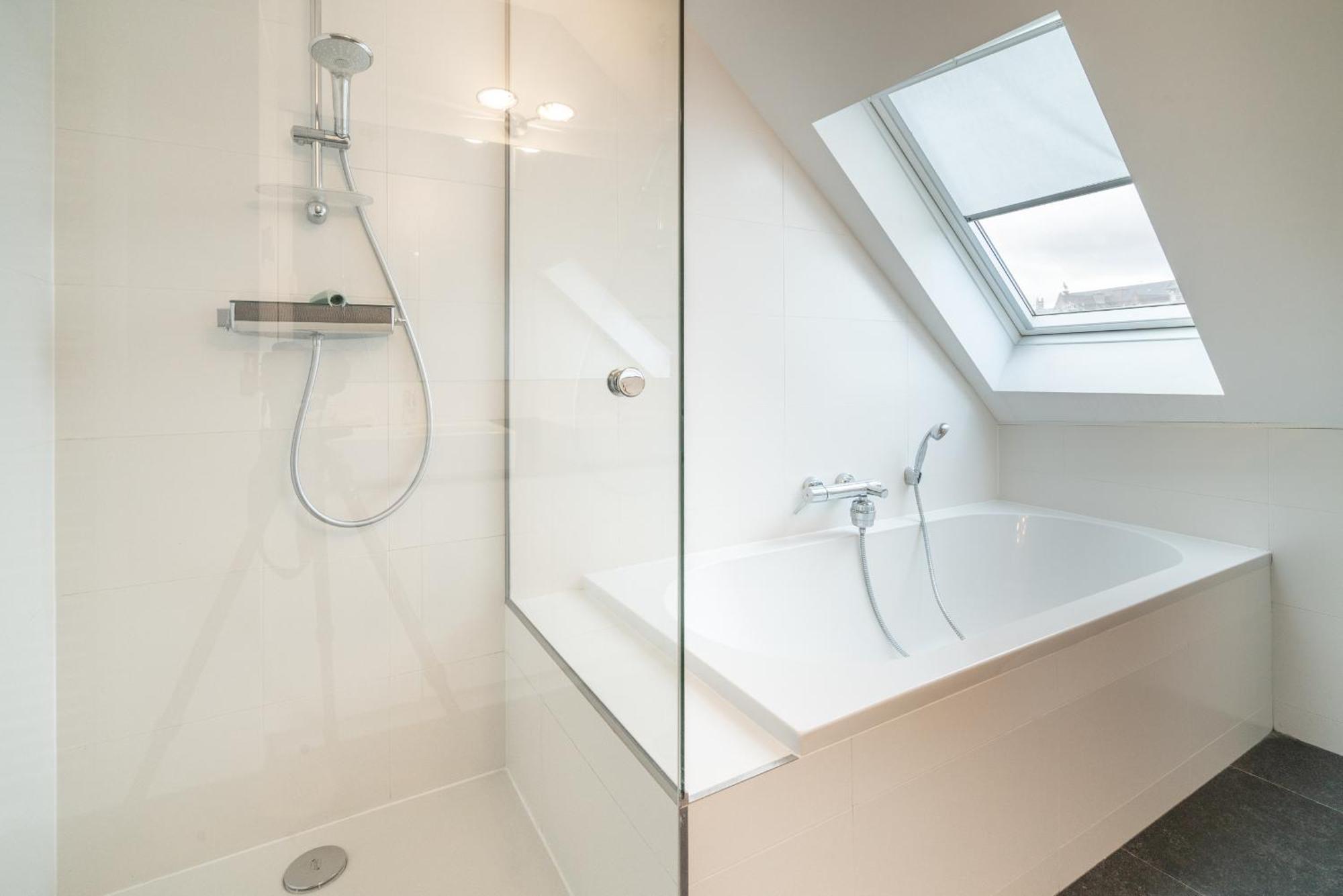 Light House Lodge. Apartment in Center of Antwerpen Buitenkant foto