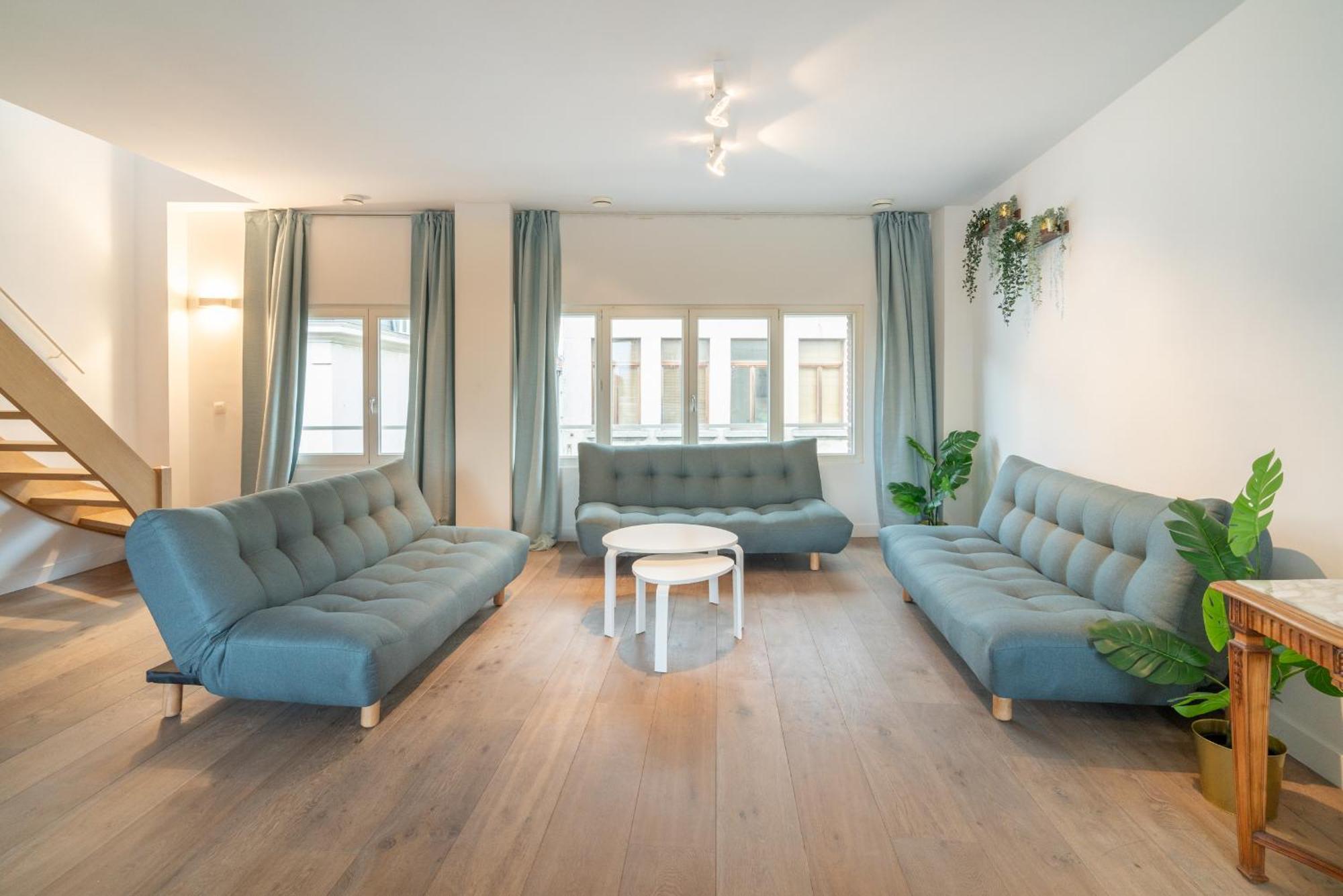 Light House Lodge. Apartment in Center of Antwerpen Buitenkant foto