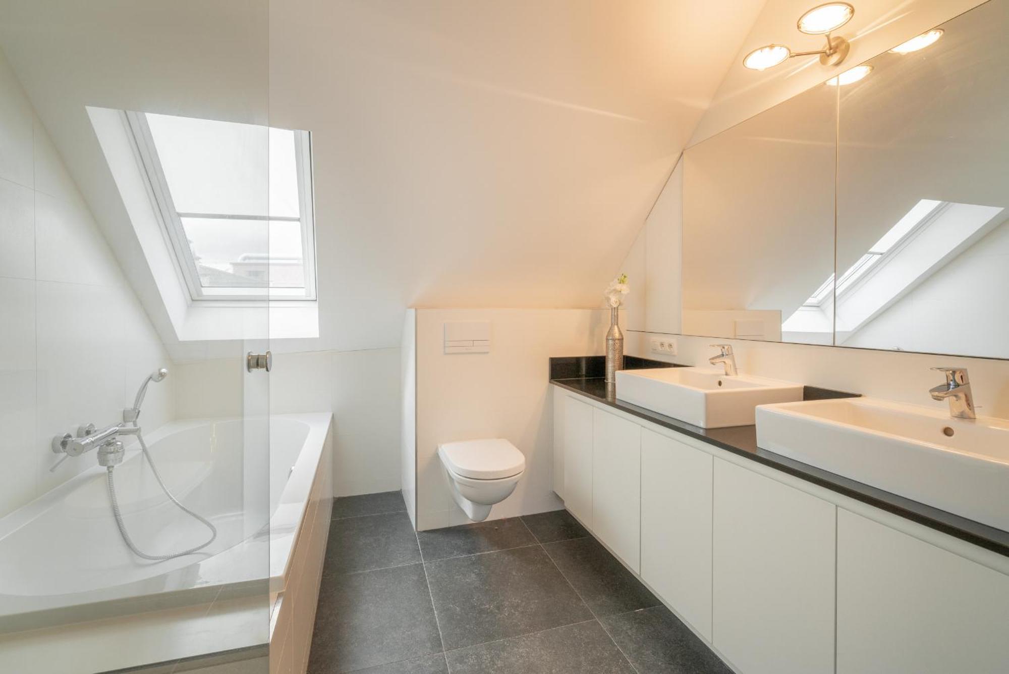Light House Lodge. Apartment in Center of Antwerpen Buitenkant foto