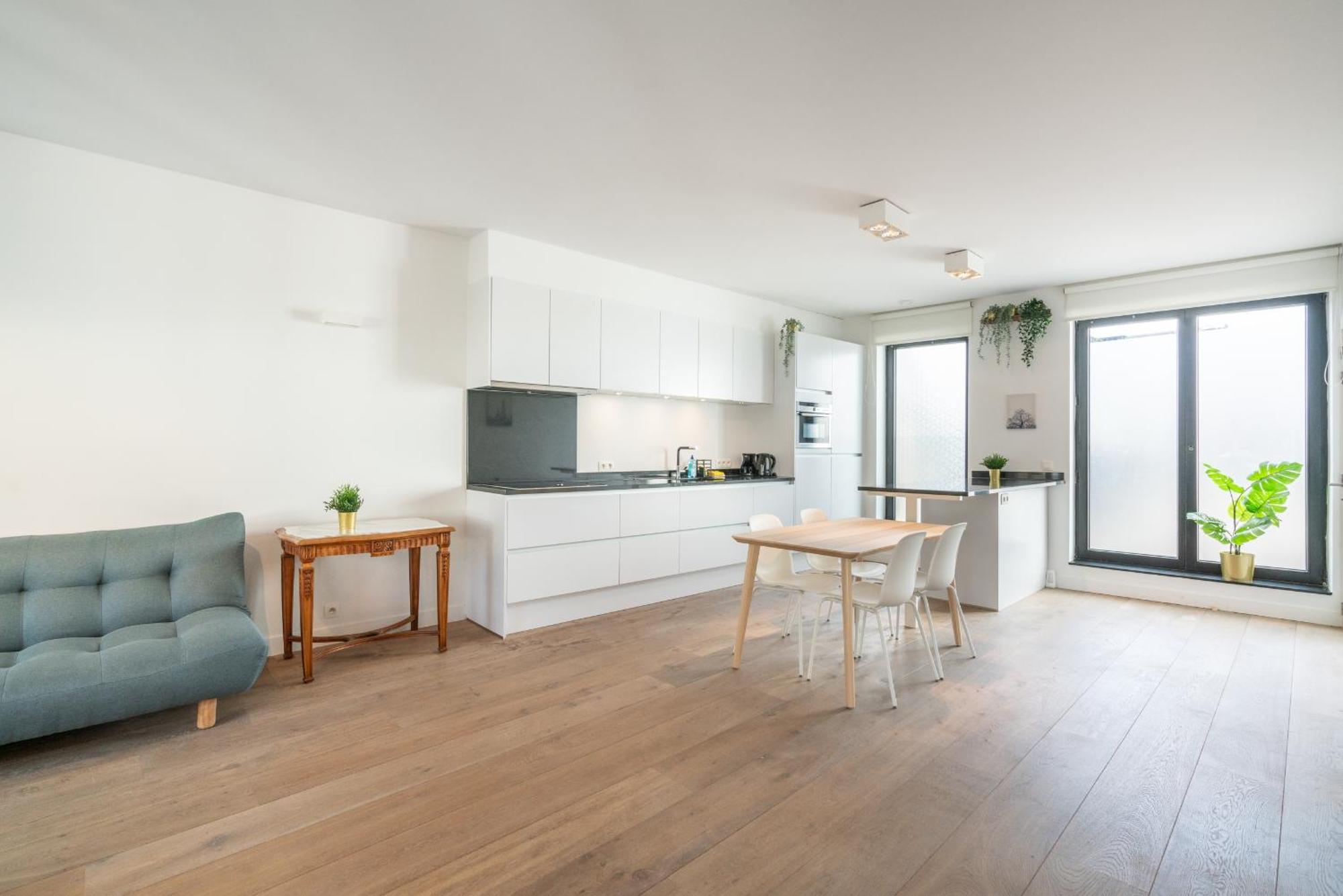 Light House Lodge. Apartment in Center of Antwerpen Buitenkant foto